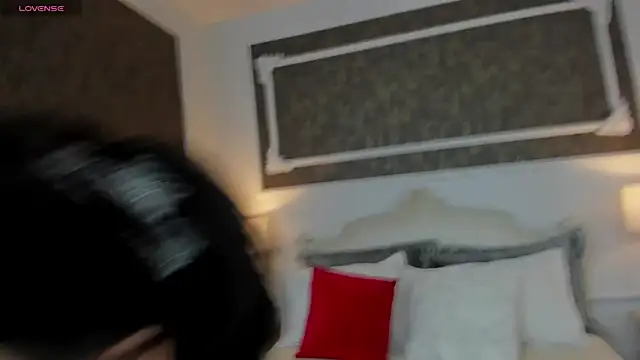 SharonBonet online show from 10/03/25, 12:13