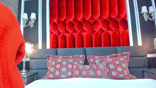 SharonBonet online show from 12/03/25, 11:41