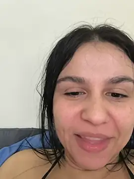 Snapshot of Daniela-rosee chatting on 07/10/26, 04:06 Daniela-rosee online show from 07/10/26, 04:06