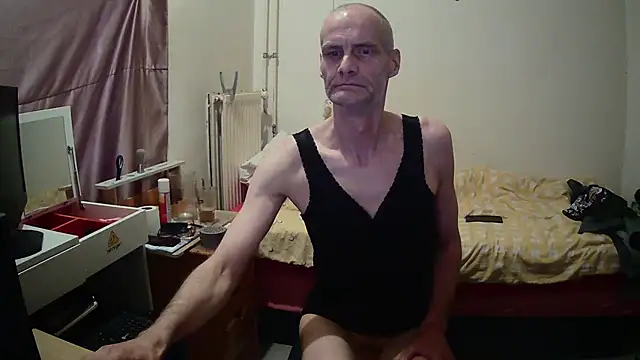 Snapshot of hobybobbi chatting on 09/21/25, 05:31 hobybobbi online show from 09/21/25, 05:31