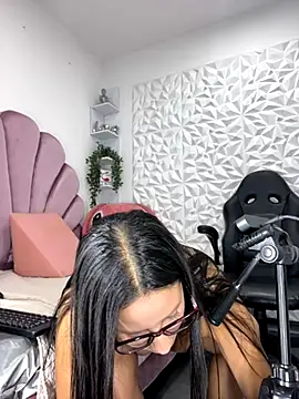 carlalee e online show from 10/10/25, 07:35