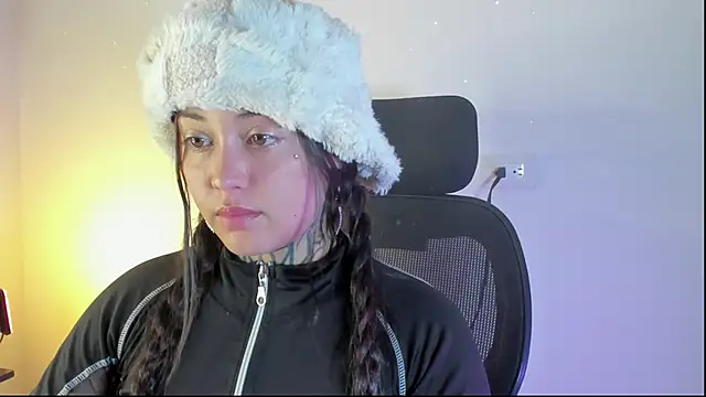 Snapshot of SofiaBermudez chatting on 10/16/25, 11:28 SofiaBermudez online show from 10/16/25, 11:28