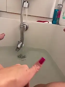 Snapshot of KissmeKitten chatting on 09/10/25, 01:49 KissmeKitten online show from 09/10/25, 01:49