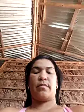 Snapshot of _gaviota_ chatting on 09/19/25, 03:56 gaviota online show from 09/19/25, 03:56