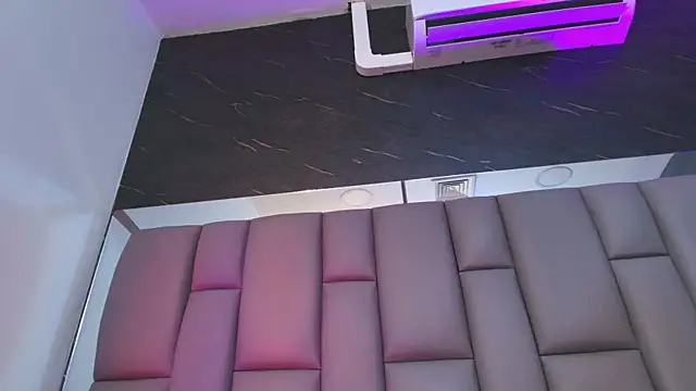 Snapshot of kissme_luna chatting on 11/26/25, 07:26 kissme luna online show from 11/26/25, 07:26