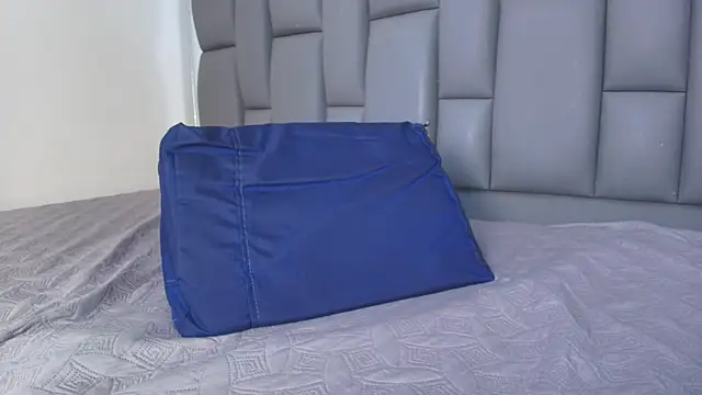 Snapshot of kissme_luna chatting on 01/13/26, 07:08 kissme luna online show from 01/13/26, 07:08