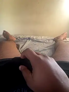 cookie-n-cream online show from 12/17/25, 06:52