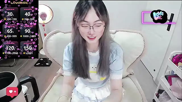 baby-yaya20 online show from 02/15/26, 01:09