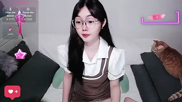 Snapshot of baby-yaya20 chatting on 06/15/26, 11:12 baby-yaya20 online show from 06/15/26, 11:12