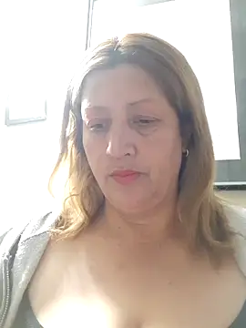 Snapshot of ROOMIINA chatting on 11/05/25, 12:05 ROOMIINA online show from 11/05/25, 12:05