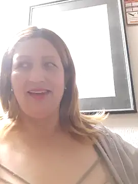 Snapshot of ROOMIINA chatting on 11/29/25, 02:09 ROOMIINA online show from 11/29/25, 02:09