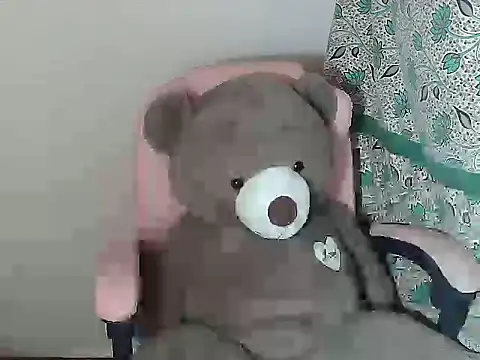 Snapshot of Sweet_Asian25 chatting on 06/19/26, 11:47 Sweet Asian25 online show from 06/19/26, 11:47