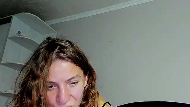 Snapshot of lost_moon chatting on 10/11/25, 05:55 lost moon online show from 10/11/25, 05:55