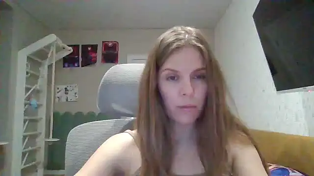 Zolira online show from 06/14/26, 06:43