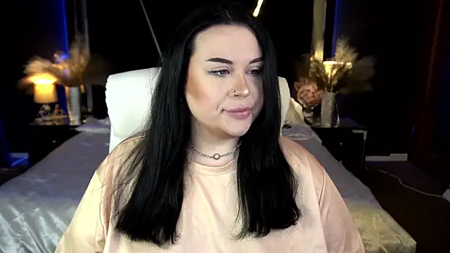 Snapshot of SerahMirabeli chatting on 11/30/25, 08:24 SerahMirabeli online show from 11/30/25, 08:24