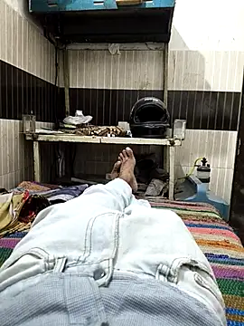 Snapshot of theindianjason chatting on 10/13/25, 01:27 theindianjason online show from 10/13/25, 01:27