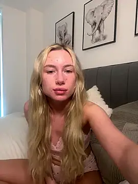 Snapshot of SexySaraxxoo chatting on 01/15/26, 11:15 SexySaraxxoo online show from 01/15/26, 11:15