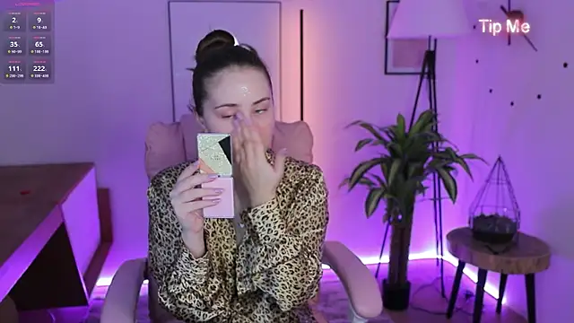 Sweet  Amily online show from 11/22/25, 07:29