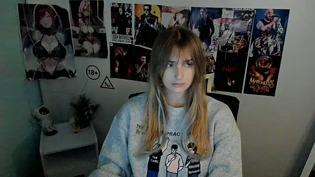 NeyliDream online show from 10/19/25, 12:17