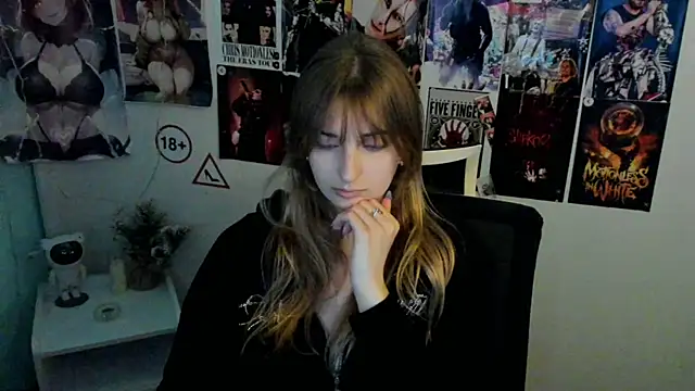 NeyliDream online show from 10/22/25, 12:16