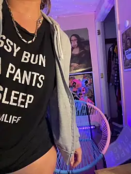 shortywidaphatty online show from 10/02/25, 02:57