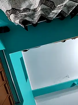 Snapshot of cuteeepriya chatting on 10/03/25, 10:29 cuteeepriya online show from 10/03/25, 10:29