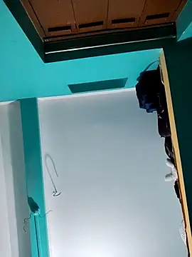 Snapshot of cuteeepriya chatting on 10/17/25, 08:11 cuteeepriya online show from 10/17/25, 08:11