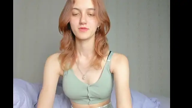 Snapshot of dreamy_pollyyy chatting on 10/01/25, 03:40 dreamy pollyyy online show from 10/01/25, 03:40