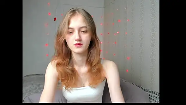 dreamy pollyyy online show from 05/16/26, 07:45