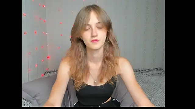 dreamy pollyyy online show from 07/15/26, 07:41