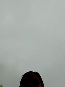 Snapshot of Huyen_x chatting on 03/12/26, 05:57 Huyen x online show from 03/12/26, 05:57