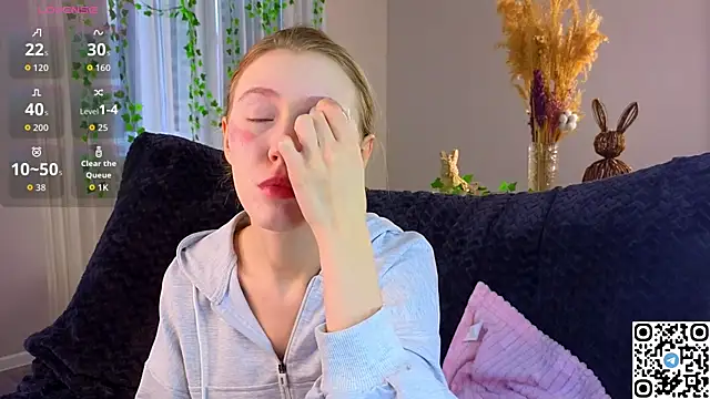 Snapshot of Succubelle chatting on 12/03/25, 06:10 Succubelle online show from 12/03/25, 06:10