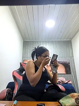 susan mooree online show from 12/02/25, 09:10