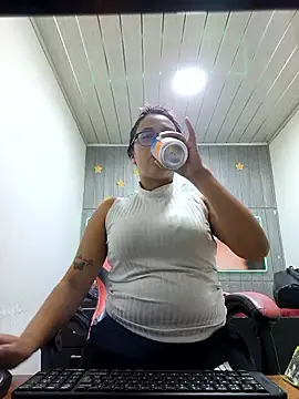 susan mooree online show from 12/19/25, 07:21