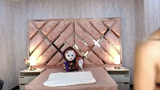 Snapshot of ANABELL_BROWN chatting on 10/07/25, 07:22 ANABELL BROWN online show from 10/07/25, 07:22