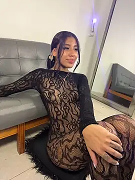 Snapshot of Deysha_Garcias chatting on 11/08/25, 05:07 Deysha Garcias online show from 11/08/25, 05:07