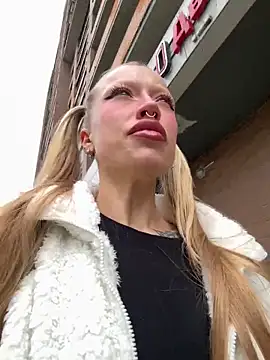 Sugar Pop online show from 09/18/25, 01:24