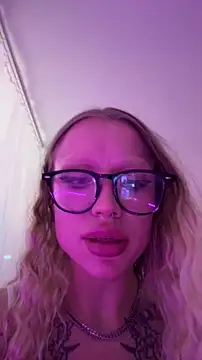 Sugar Pop online show from 10/21/25, 05:46