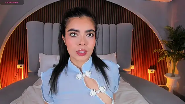Isabellax21 online show from 07/16/26, 04:18