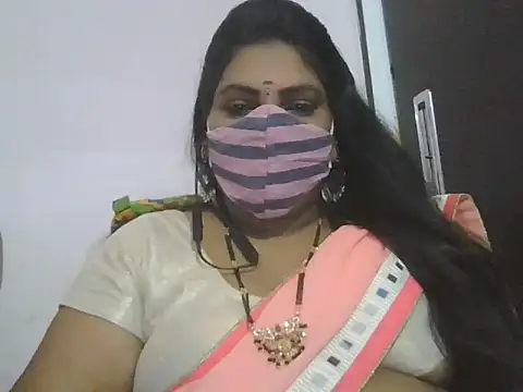Snapshot of Nisha-telugu chatting on 09/14/25, 05:01 Nisha-telugu online show from 09/14/25, 05:01