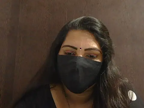 Snapshot of Nisha-telugu chatting on 12/03/25, 05:00 Nisha-telugu online show from 12/03/25, 05:00