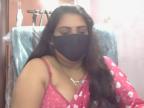 Snapshot of Nisha-telugu chatting on 12/04/25, 03:54 Nisha-telugu online show from 12/04/25, 03:54