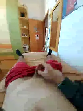 Snapshot of Ara29 chatting on 10/07/25, 10:01 Ara29 online show from 10/07/25, 10:01