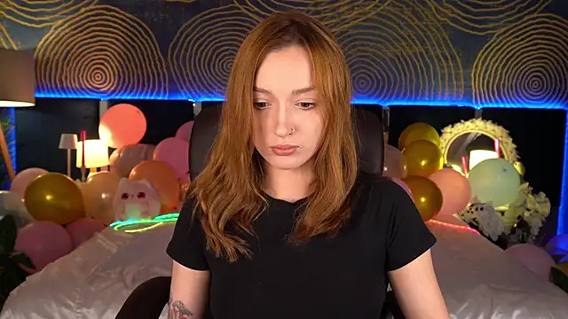 Snapshot of FoxyMayy chatting on 06/30/26, 12:39 FoxyMayy online show from 06/30/26, 12:39