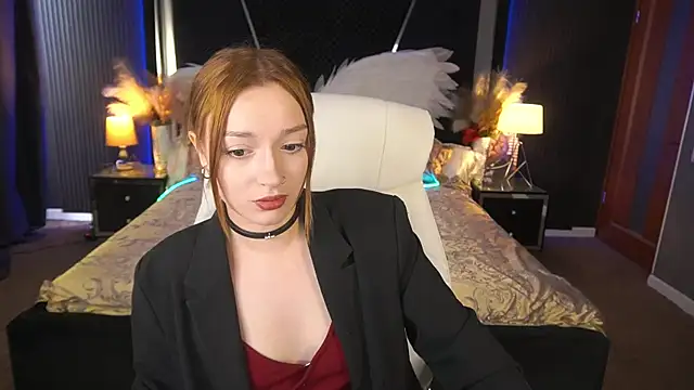 Snapshot of FoxyMayy chatting on 07/04/26, 12:55 FoxyMayy online show from 07/04/26, 12:55