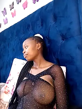 Snapshot of BlackberriesXxx chatting on 01/11/26, 01:38 BlackberriesXxx online show from 01/11/26, 01:38