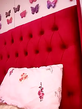 Snapshot of BlackberriesXxx chatting on 02/20/26, 12:16 BlackberriesXxx online show from 02/20/26, 12:16