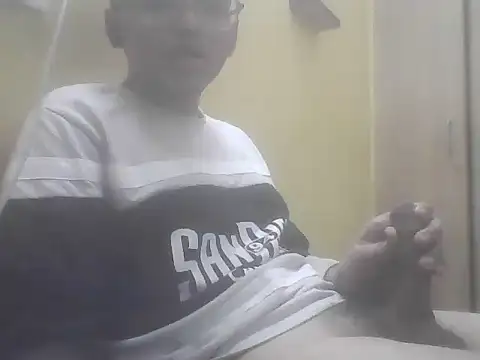 slavedog1107 online show from 02/12/26, 02:01