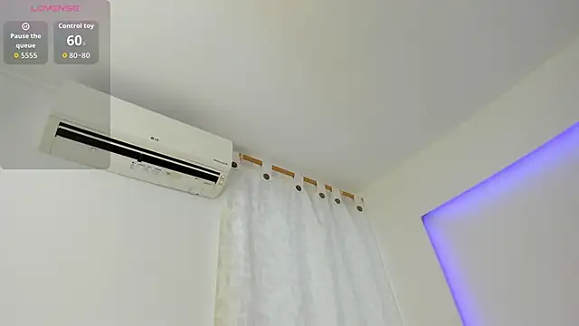 Ridwana  online show from 10/10/25, 01:10