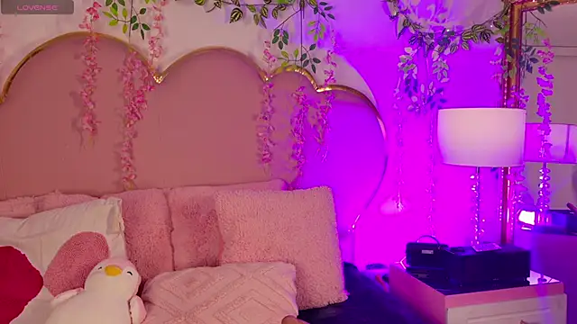 Lauuu2007 online show from 03/05/26, 08:16